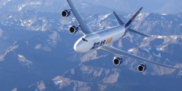 Air freight rates expected to hit $10/kg – but Atlas keeps aircraft grounded