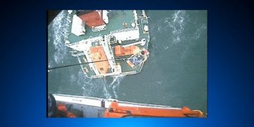 Coast Guard Aircrew Medevacs Cargo Ship Captain Off Coast Of Ocean City, Maryland – CBS Baltimore