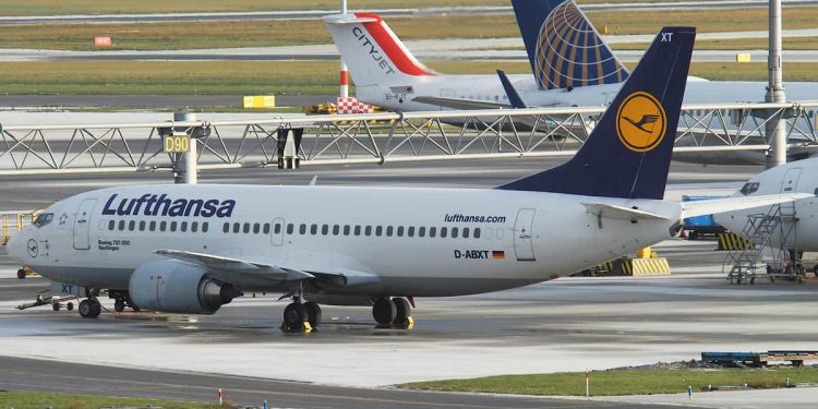 Countries cut red tape to speed up cargo relief flights
