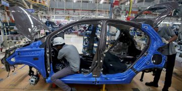 India car sales dip in February as coronavirus disrupts China supply chain