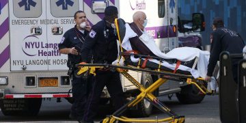 Government scrambles to provide guidance as hospitals run low on basic supplies for coronavirus