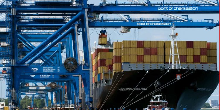 Trans-Pacific container rates level off after gains