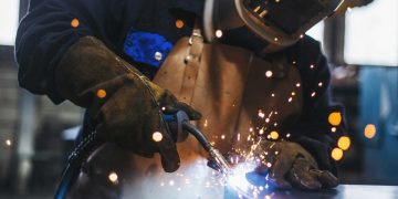 Three ways to increase supply chain speed in manufacturing | Supply Chain Management