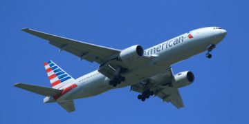 American Airlines will use passenger planes for cargo-only flights to Europe – TechCrunch