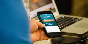 Agile software platforms key to surviving disasters, freight tech execs say