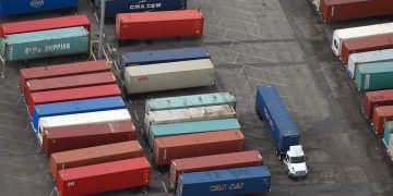 LA, Long Beach ports’ cargo volumes from Asia dive in wake of coronavirus outbreak – Daily News