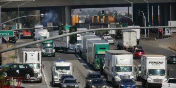 Riverside stops warehouses on Northside for at least 45 days – Press Enterprise
