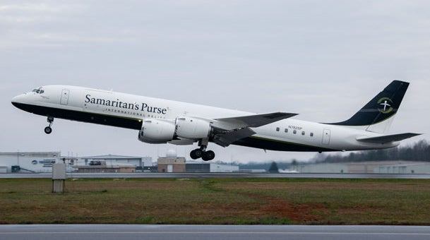 Rare Samaritan’s Purse DC-8 Cargo Aircraft Airlifts An Emergency Field Hospital to Italy For COVID-19 Pandemic – The Aviationist