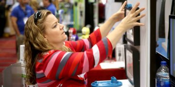 Dealing With Supply-Chain Disruptions, Thanks to Coronavirus