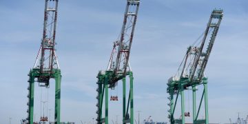 Coronavirus strikes LA, Long Beach port jobs and cargo numbers – Daily Breeze
