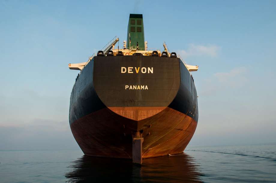 With oil for May 2021 trading higher than it is currently, millions of barrels of oil may end up being stored aboard tankers on the open seas. Photo: Ali Mohammadi, Bloomberg