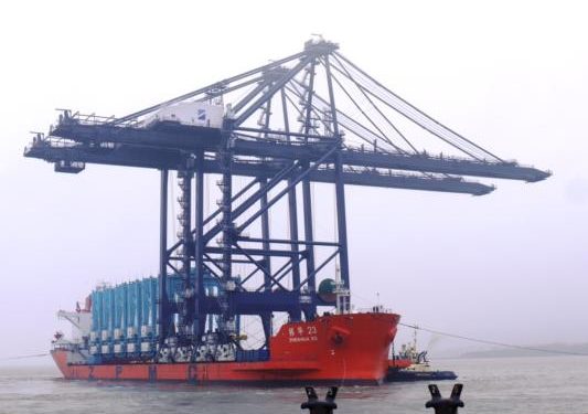 WorldCargo News – News – ZPMC keeps crane supply chain moving