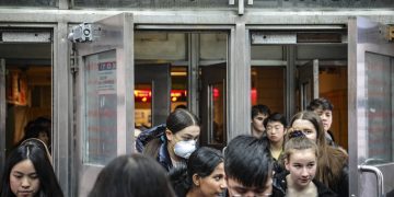 Smart move or grave mistake? NYC keeps schools open