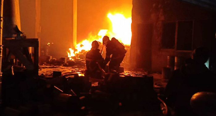 Fire guts Bangkok auto-paint warehouse