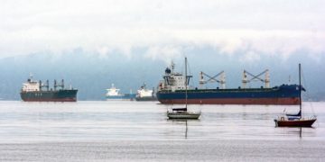 Coronavirus threatens to stall B.C. shipping trade