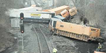 Engine, 11 cargo cars derail near Wall Street | News, Sports, Jobs