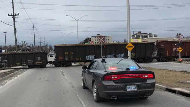 2nd cargo train derails in Kingston, Ont.