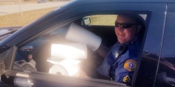 Precious cargo overboard: Truck loses prized paper towel buy on I-5 – KOMO News