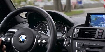 BMW rolls out blockchain solution to drive supply chain transparency
