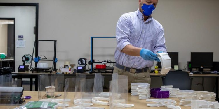 Weber State and Weber School District create 3D printed protective equipment for first responders, small care facilities | Health Care
