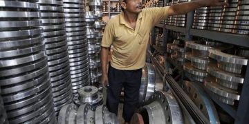 Steel companies grappling with inventory pileup