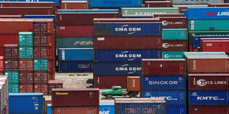 Cargo handling at top 12 ports marginally up at 705 MT in FY20; growth driven by higher handling of containers, coal, fertilisers