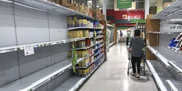 Face mask shortage could impact grocery supply chain, Trump administration study finds
