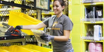 Amazon May Test Warehouse Workers for COVID-19